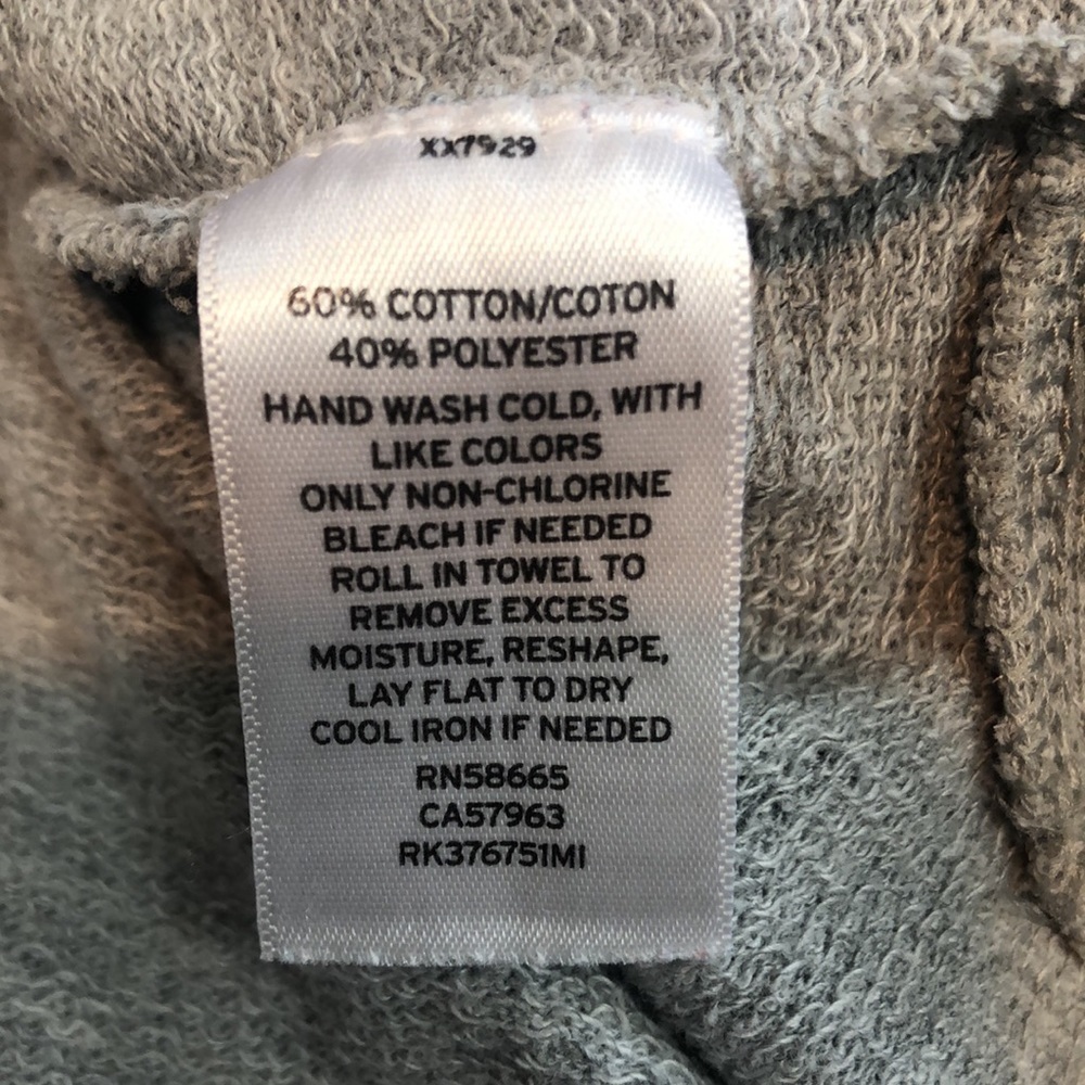 14th & Union Side Ruffle Gray Sweatshirt Small - Picture 5 of 9